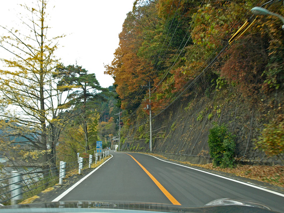 http://www.at-roadside.com/drive/img/121124okutama_05.jpg