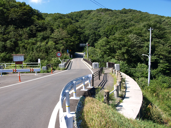 http://www.at-roadside.com/drive/img/lakeline-hatoriko11.jpg