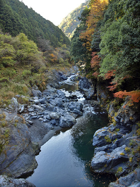 鳩ノ巣渓谷