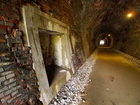 トンネルの内部
