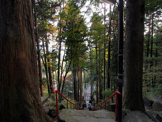 中之嶽神社参道の石段