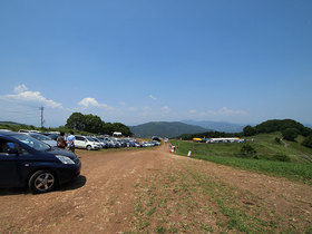 丘の上の駐車場