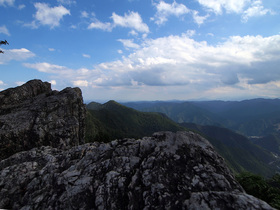 つづら岩左手の風景