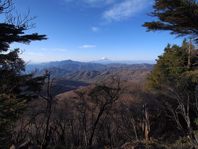 笠取山 東側からの展望