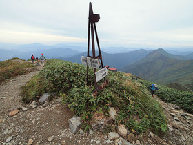 天神尾根と西黒尾根の合流地点