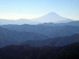 鷹ノ巣山から富士山の展望