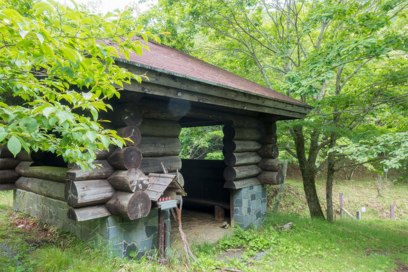 大峠の東屋