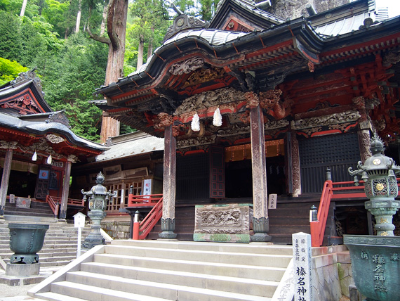 榛名神社 本殿