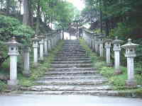 三峰神社の階段
