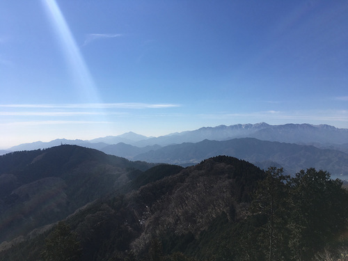 景信山から城山方面の眺望