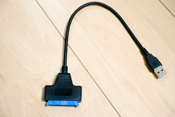 SATA USB 変換ケーブル